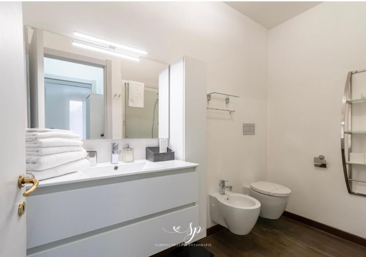 Appartamento Ponte Vecchio - M&M Holiday House بيرودجا المظهر الخارجي الصورة