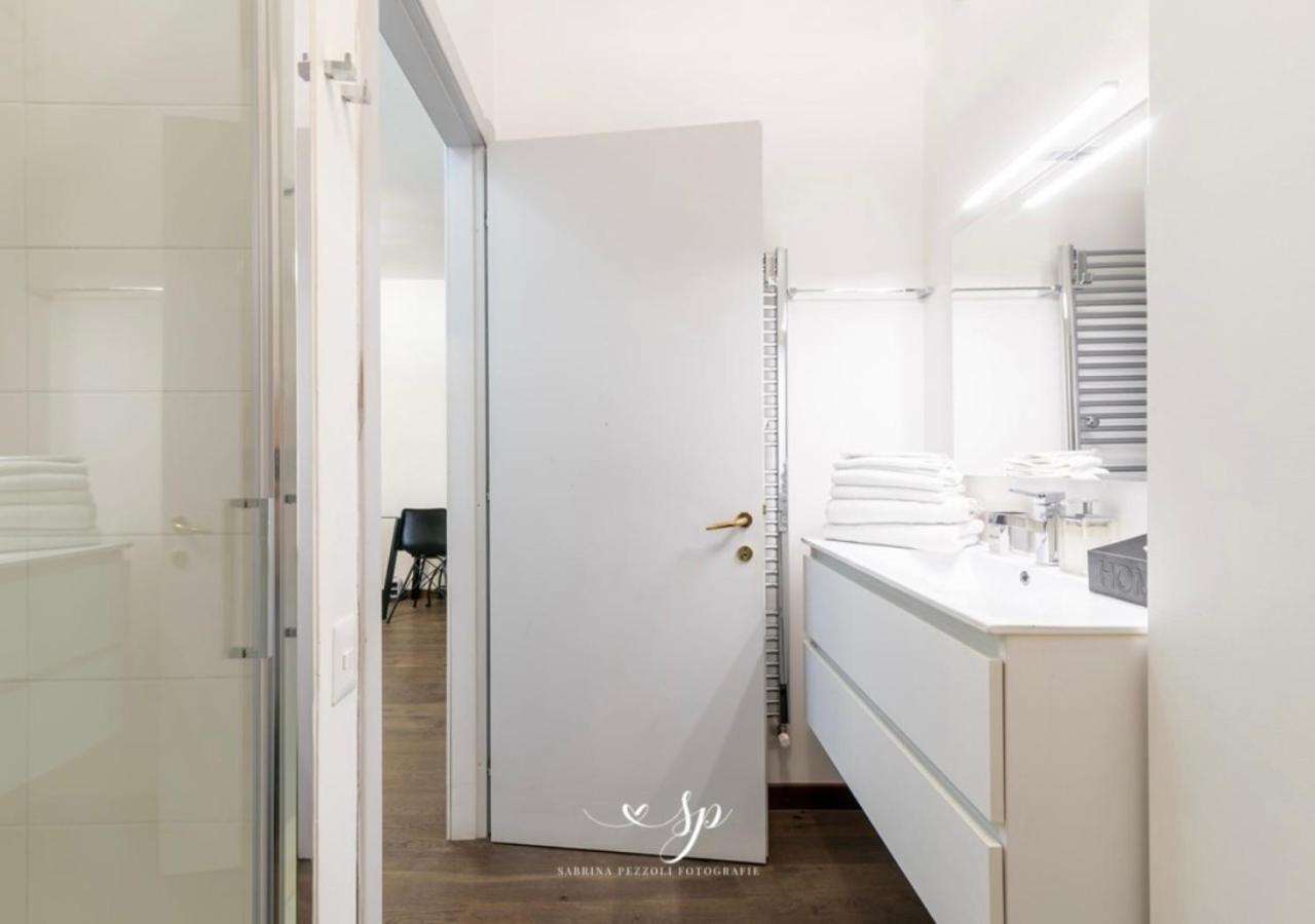 Appartamento Ponte Vecchio - M&M Holiday House بيرودجا المظهر الخارجي الصورة